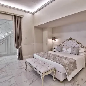 فندق The Moon Boutique &